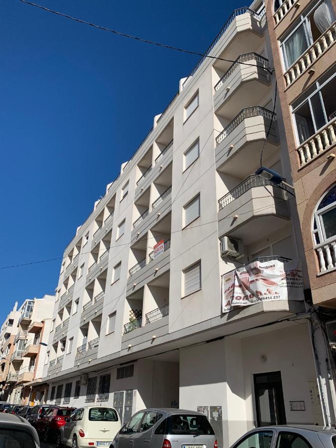 Apartment Torrevieja Exterior foto